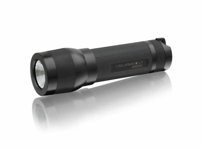 Bild von Led Lenser L7 with 1pc C-LED and 3pcs AAA battery in Test it blister